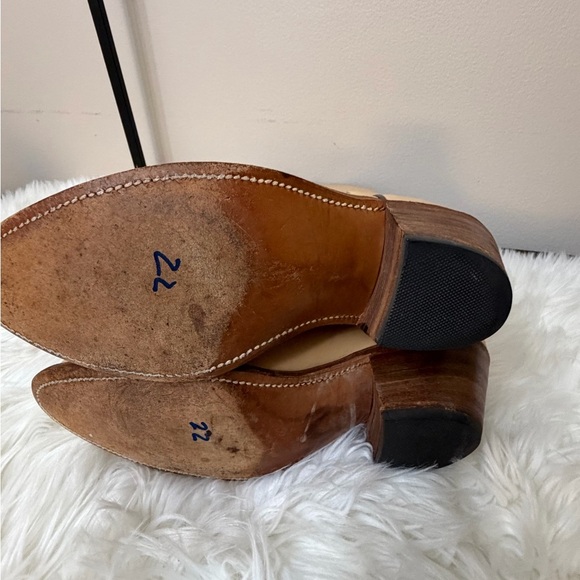 VTG Frye 2308 Western Cowboy Boots Beige Cream Tan size 9.5 Made In USA - Picture 2 of 11